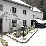 Lägenhet Um Burebierg 35m2